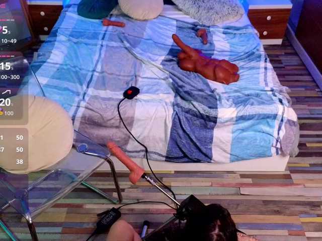 EmmaGunner live cam on BongaCams