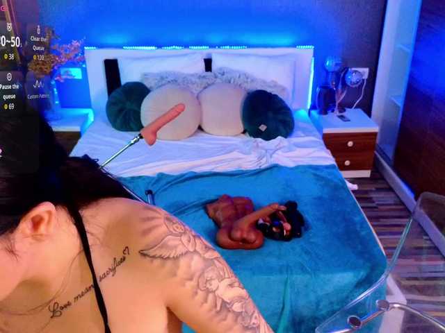 EmmaGunner live cam on BongaCams