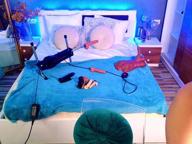 EmmaGunner live cam on BongaCams