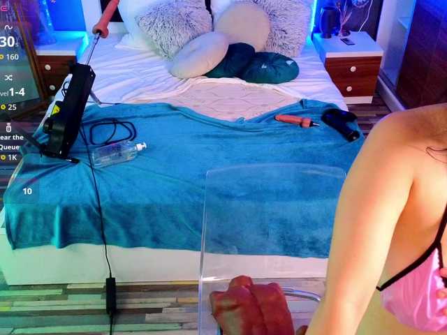 EmmaGunner live cam on BongaCams