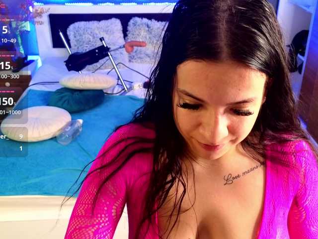 EmmaGunner live cam on BongaCams