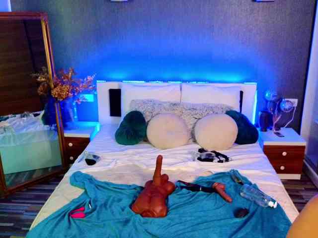 EmmaGunner Live Webcam on BongaCams