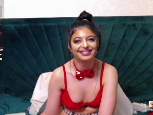 BrigitteRiss live cam preview