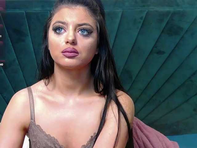 BrigitteRiss live cam on BongaCams