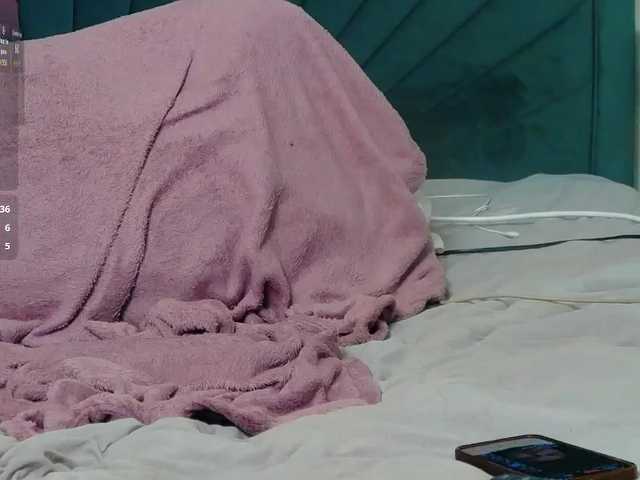 BrigitteRiss live cam preview