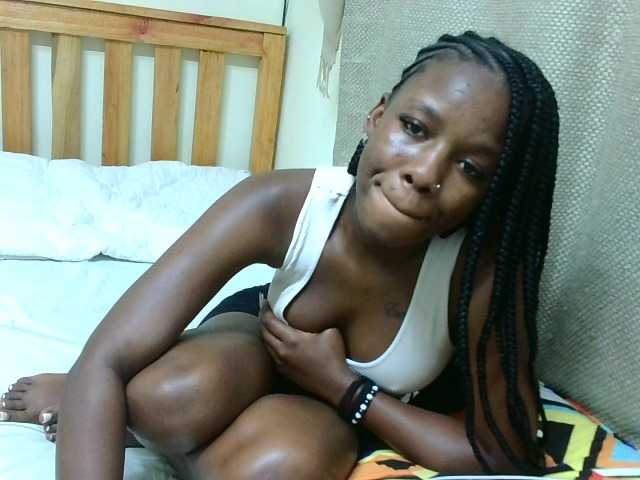Malibhu live cam on BongaCams