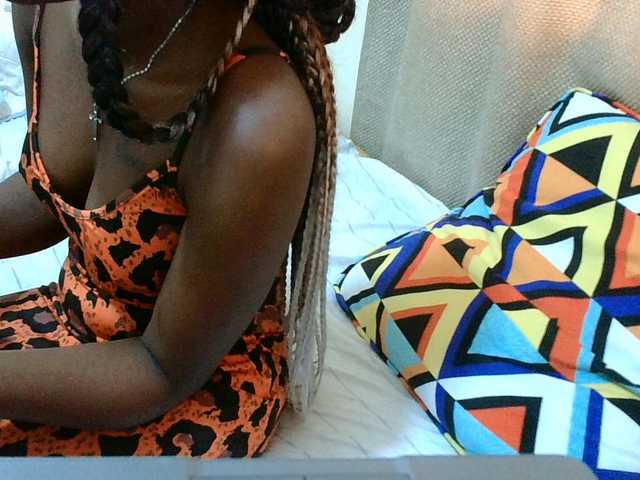 Malibhu live cam on BongaCams