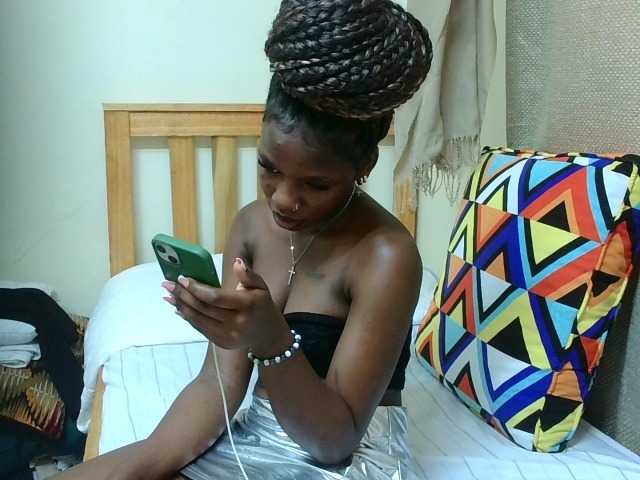 Malibhu live cam on BongaCams