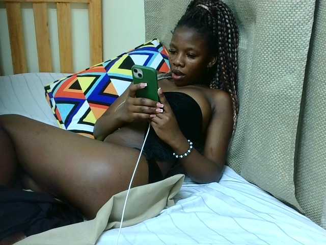 Malibhu live cam on BongaCams