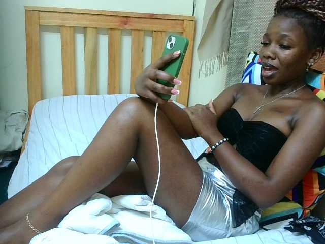 Malibhu live cam on BongaCams