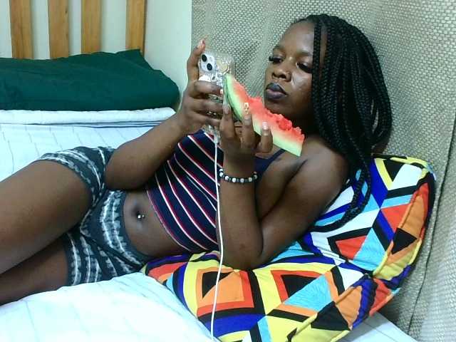 Malibhu live cam on BongaCams