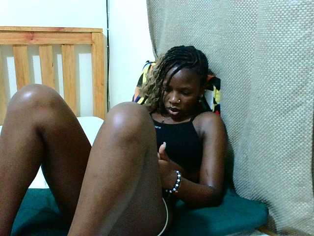 Malibhu live cam on BongaCams