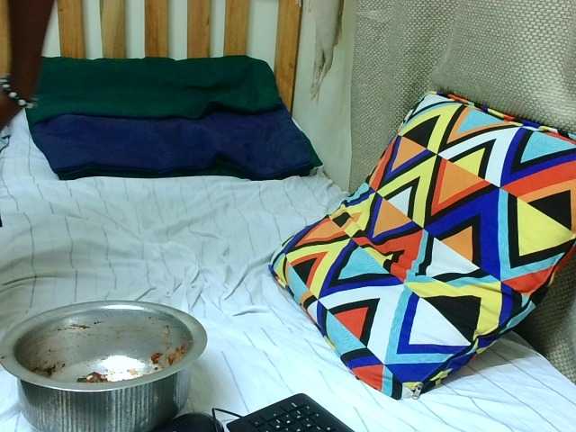Malibhu live cam on BongaCams