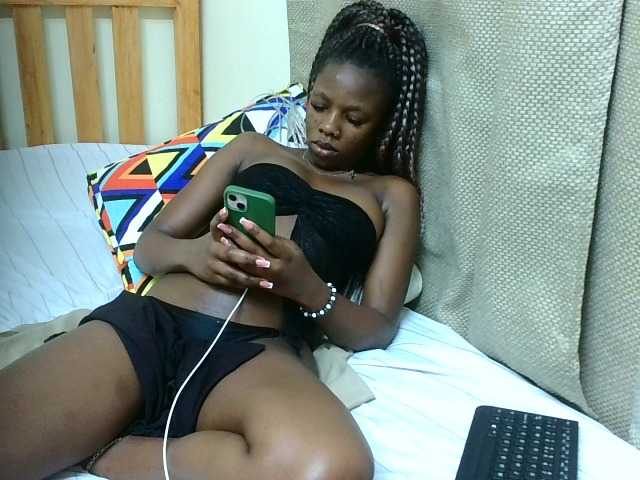 Malibhu live cam on BongaCams