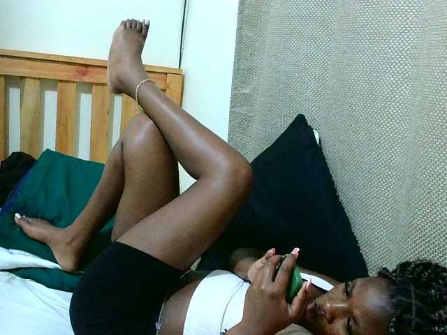 Malibhu live cam on BongaCams