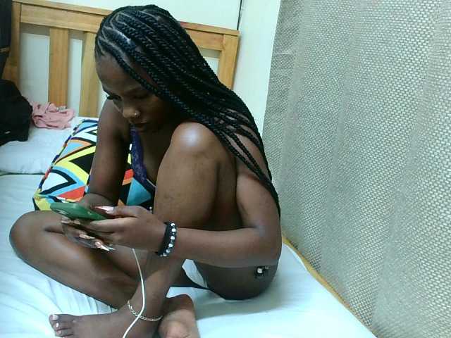 Malibhu live cam on BongaCams