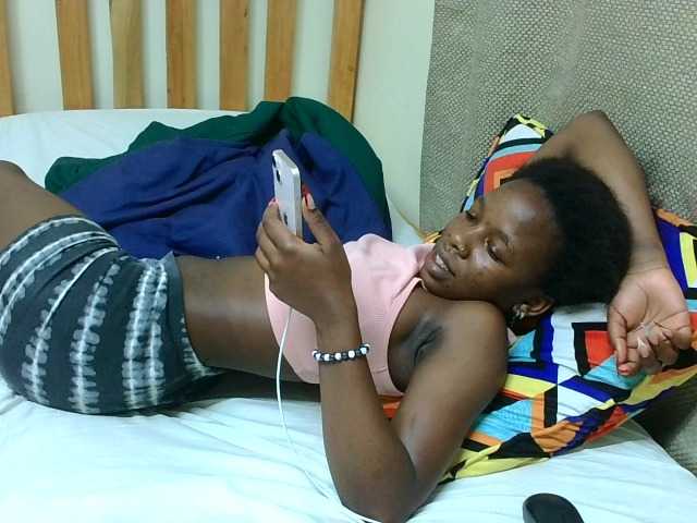 Malibhu live cam on BongaCams