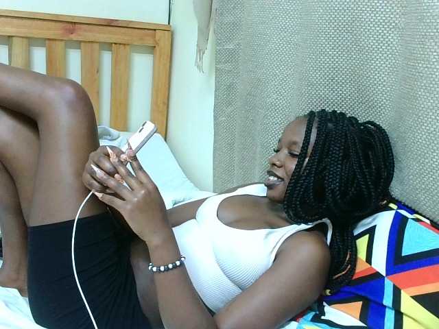 Malibhu live cam on BongaCams