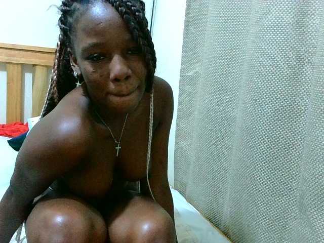 Malibhu live cam on BongaCams