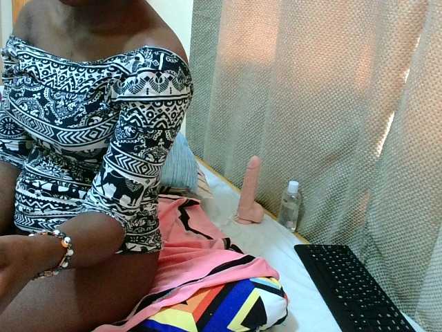 Malibhu live cam on BongaCams