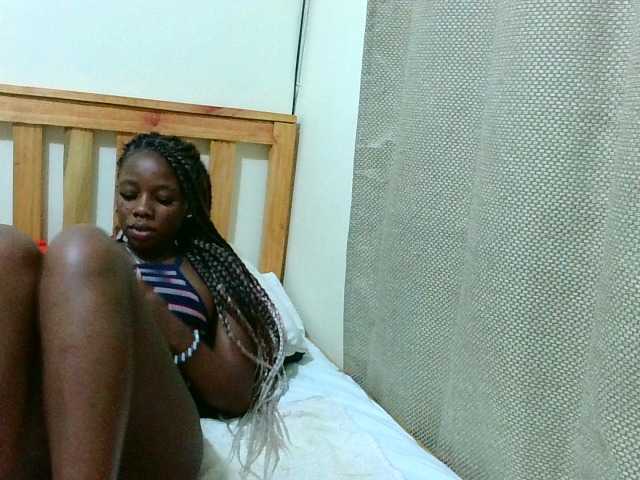 Malibhu live cam on BongaCams