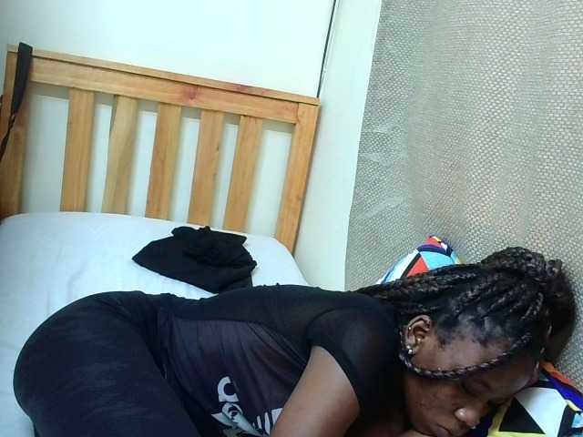 Malibhu live cam on BongaCams