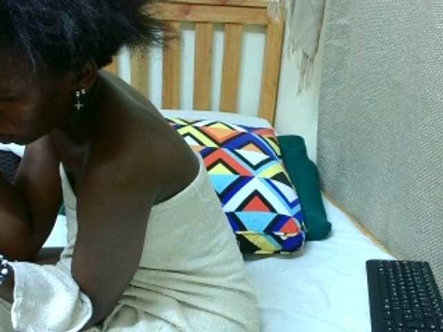 Malibhu live cam on BongaCams