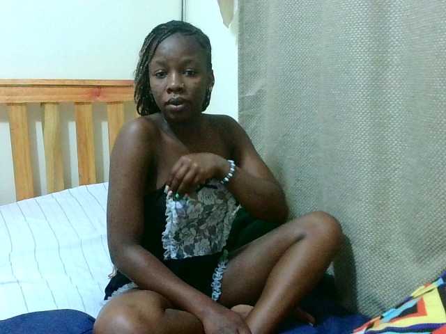 Malibhu live cam on BongaCams