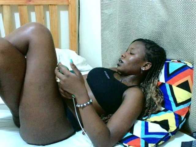 Malibhu live cam on BongaCams