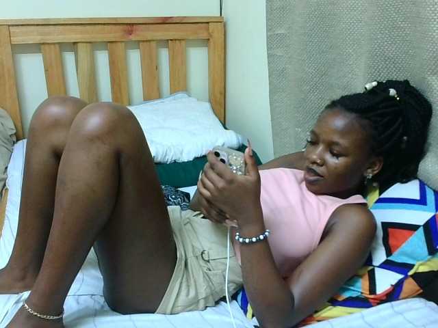 Malibhu live cam on BongaCams