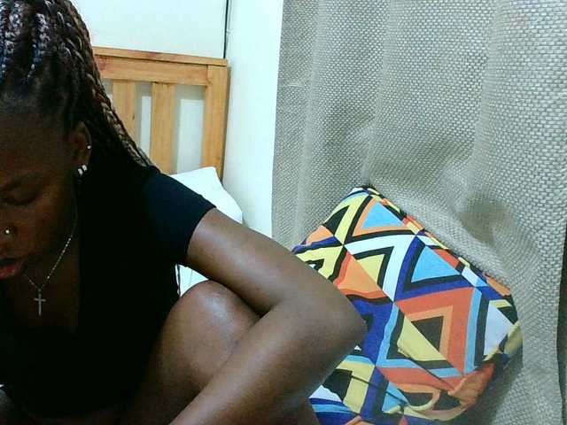 Malibhu live cam on BongaCams