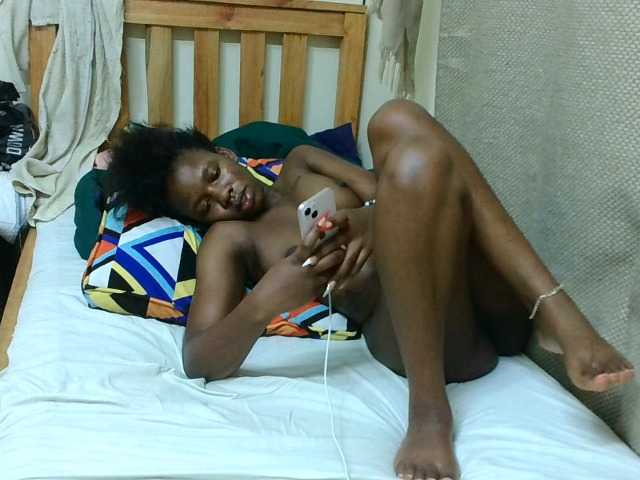 Malibhu live cam on BongaCams