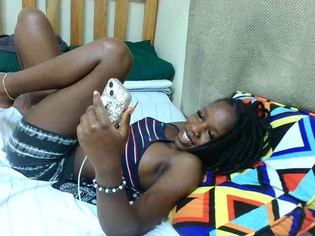 Malibhu's webcam live show