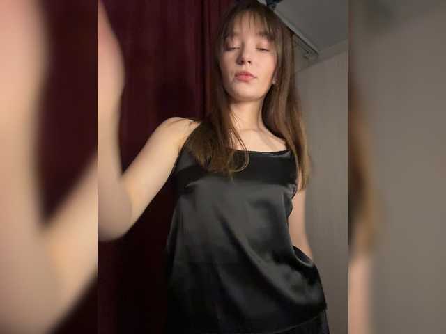 Lolika_ webcam