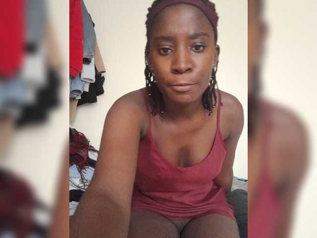 Pinky23a live cam on BongaCams