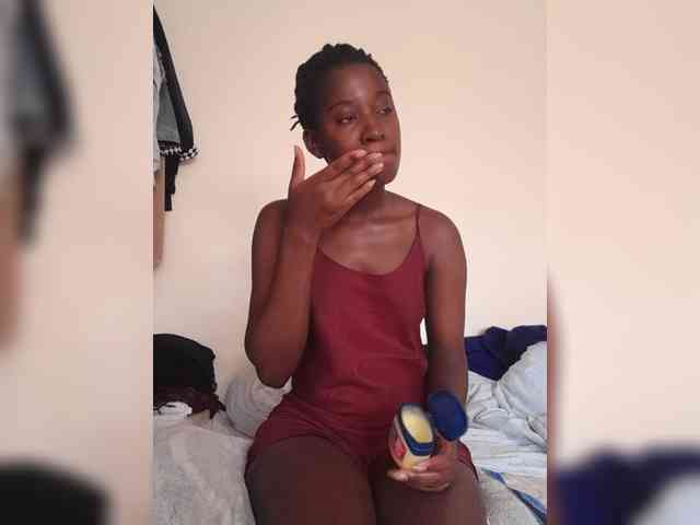 Pinky23a webcam