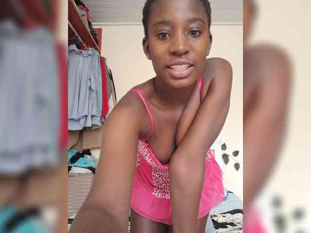 Pinky23a webcam
