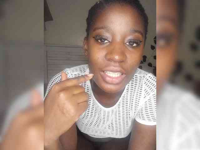 Pinky23a webcam