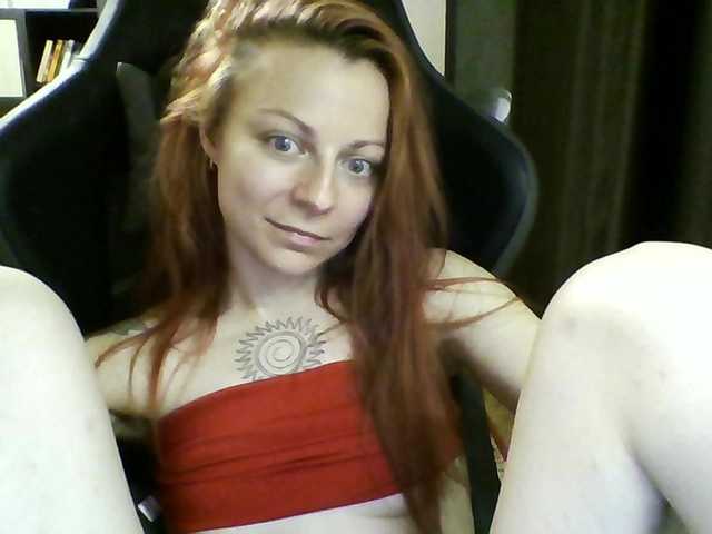 SeleneMur live cam on BongaCams