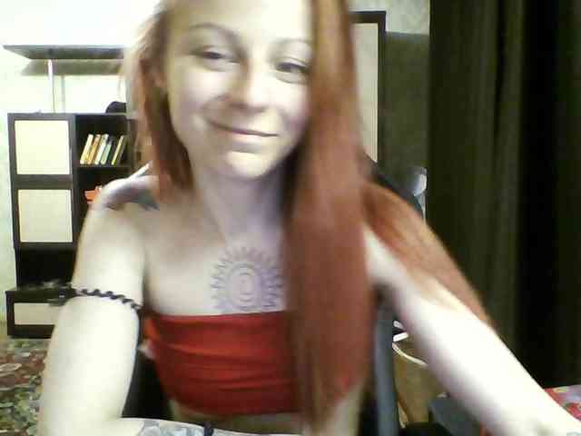 SeleneMur webcam