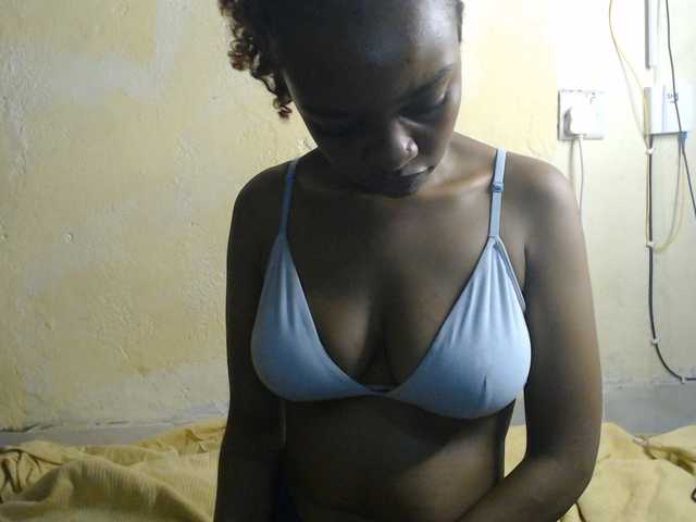 Zepily live cam on BongaCams