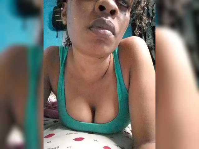 Zepily live cam on BongaCams