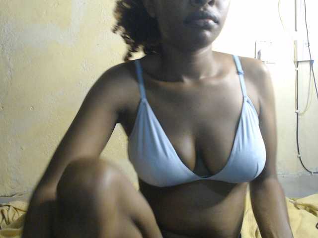 Zepily live cam on BongaCams