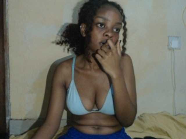 Zepily live cam on BongaCams