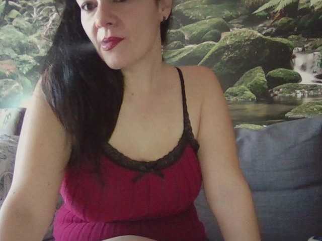 VelvetMonaX live cam preview