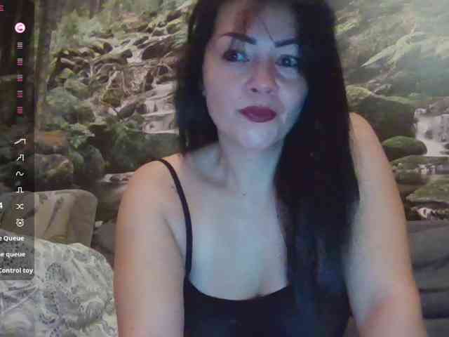 VelvetMonaX webcam