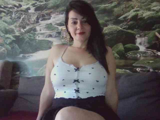 VelvetMonaX webcam