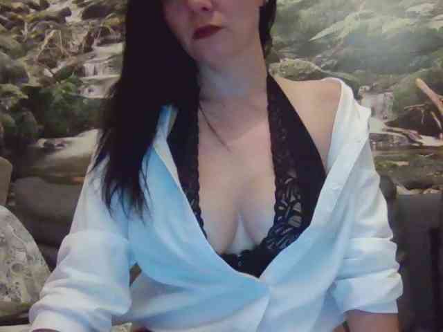 VelvetMonaX webcam