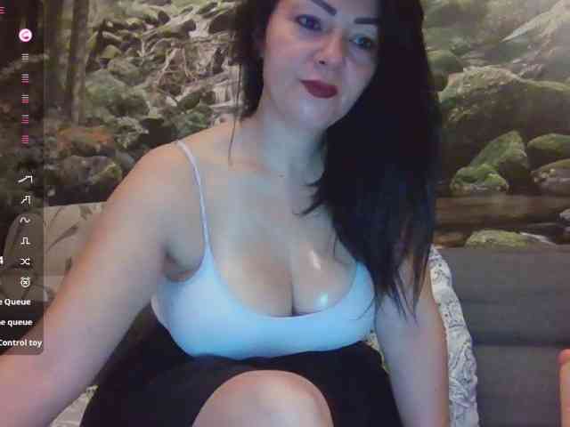 VelvetMonaX webcam