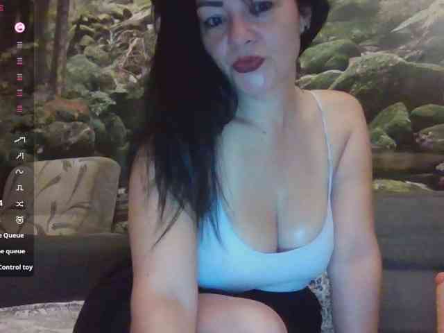 VelvetMonaX webcam